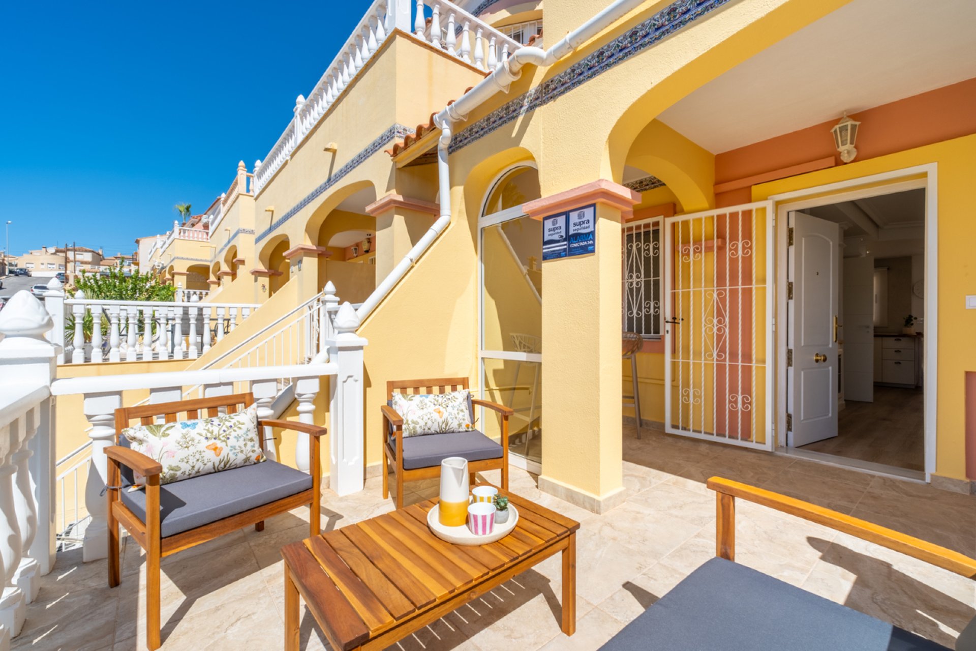 Revente - Maison de ville -
Villamartin - Costa Blanca
