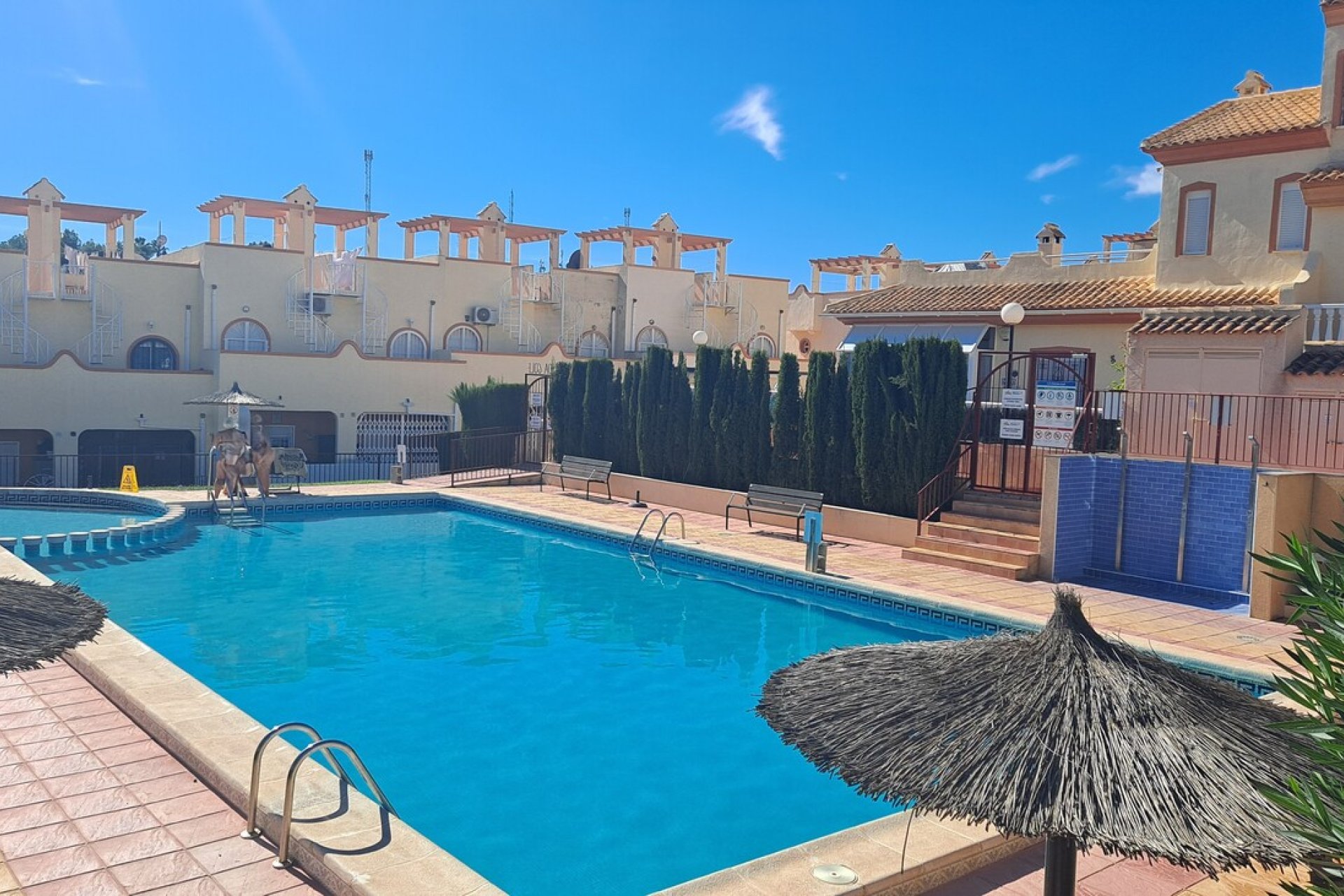 Revente - Maison de ville -
Villamartin - Costa Blanca