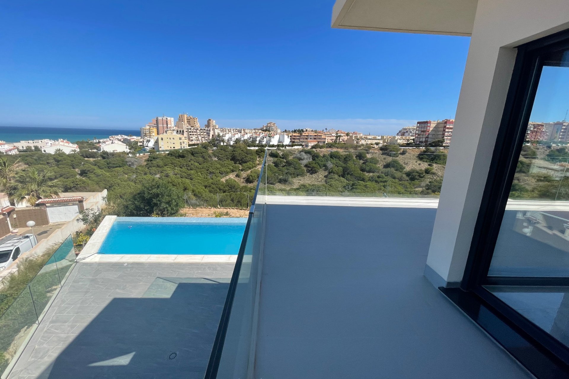 Revente - Semi Detached -
La Mata - Costa Blanca