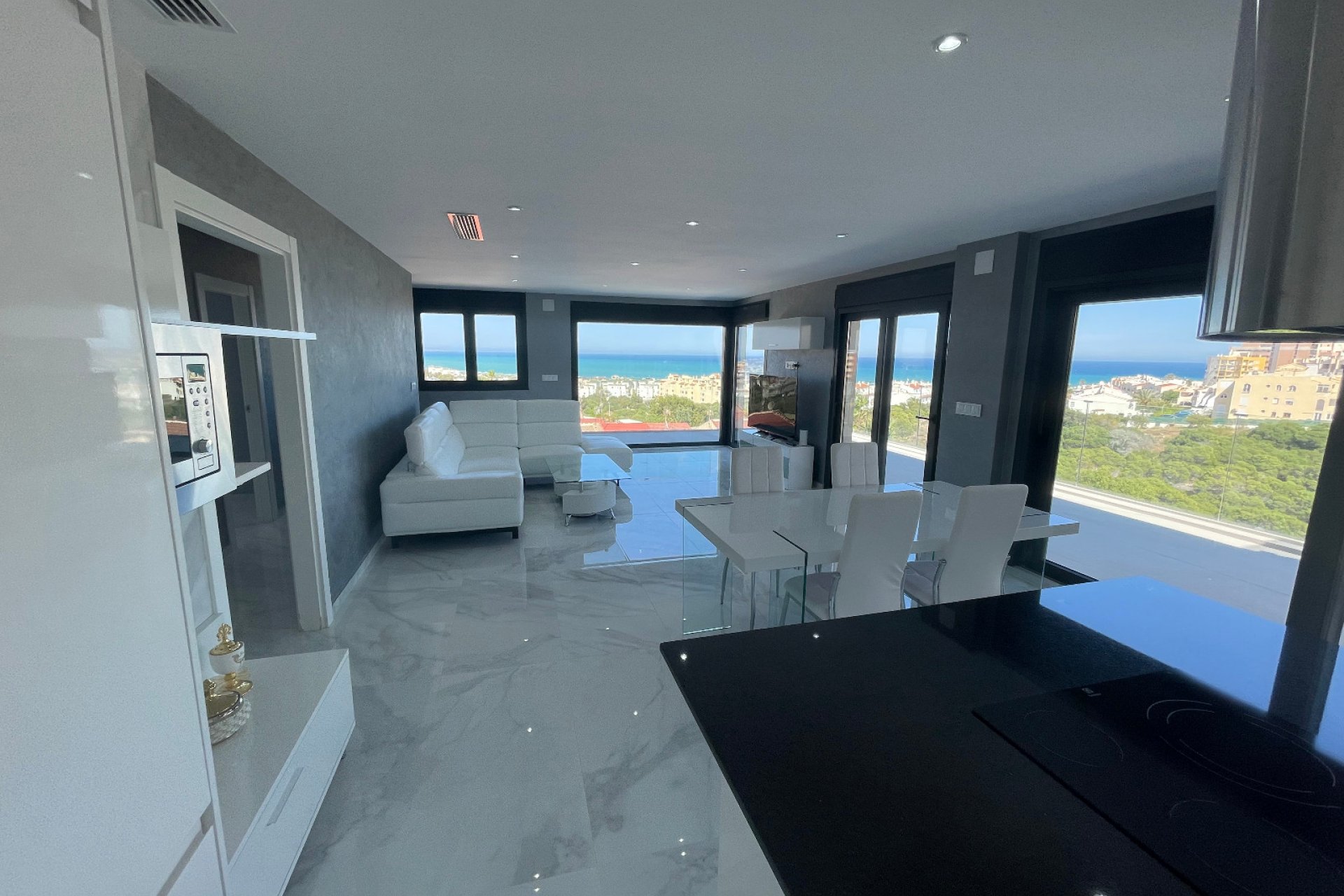 Revente - Semi Detached -
La Mata - Costa Blanca