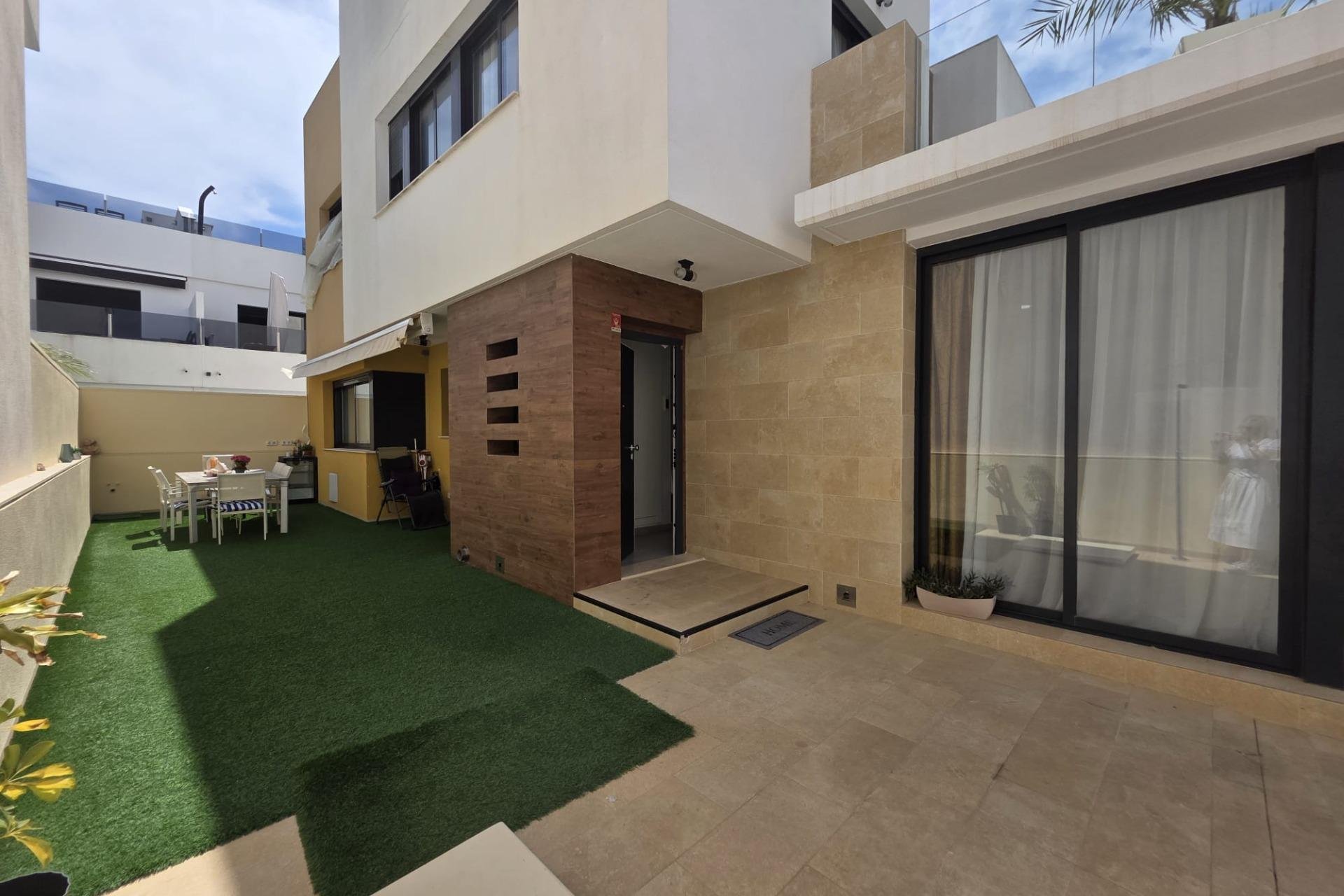 Revente - Semi Detached -
San Pedro del Pinatar - Villa Alegría