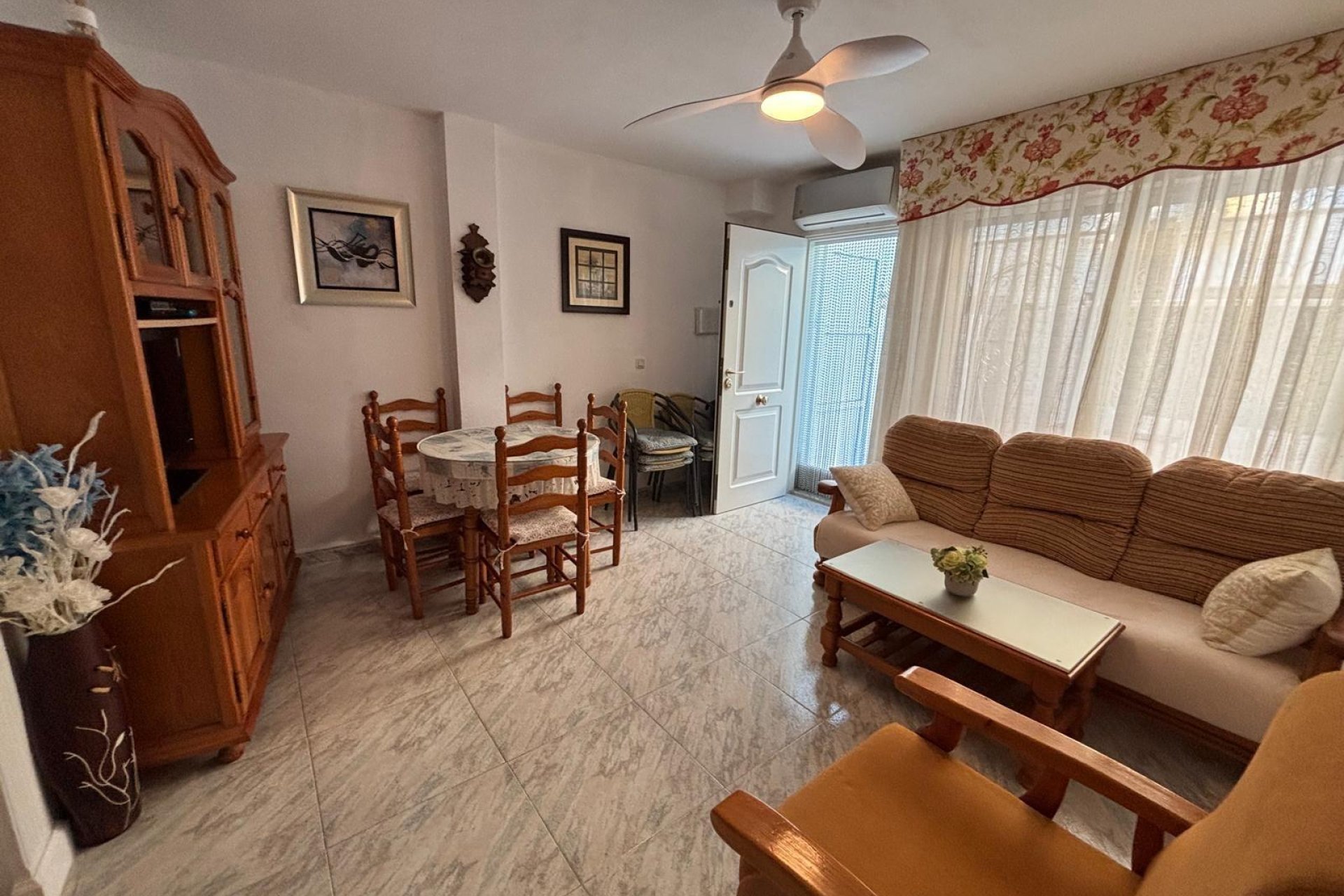 Revente - Semi Detached -
Torrevieja - Carrefour