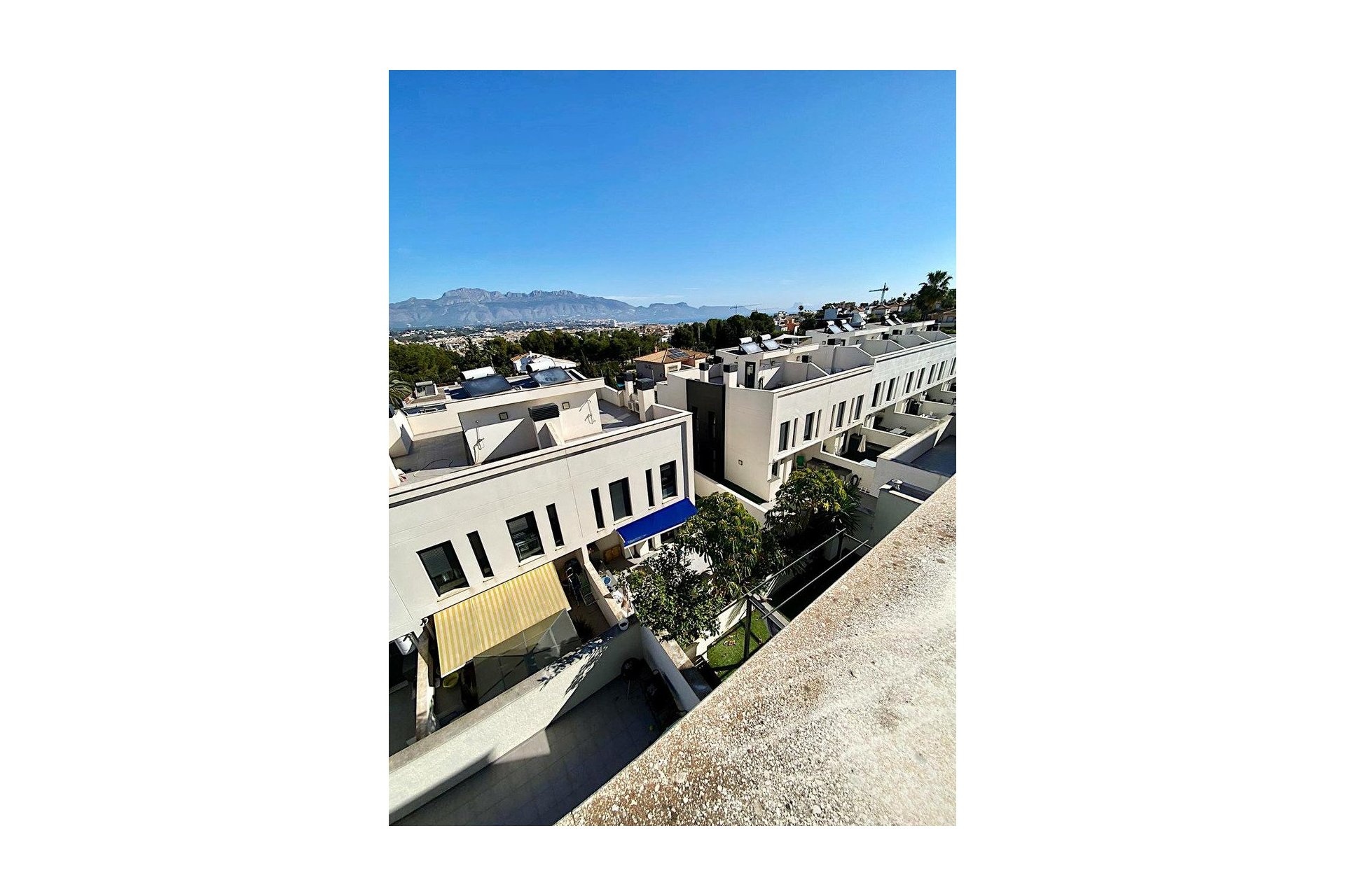 Revente - Town House -
Albir - Costa Blanca