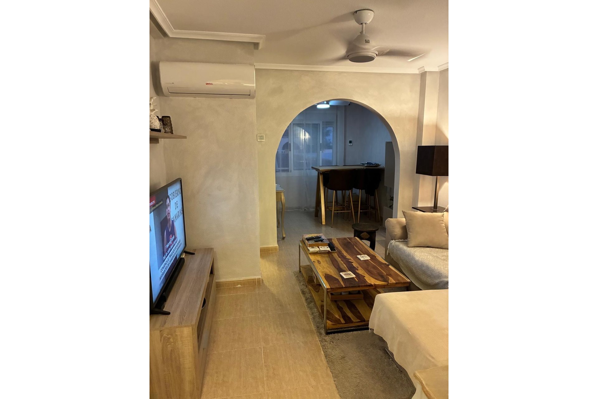 Revente - Town House -
Avileses - Jerónimo Y Avileses