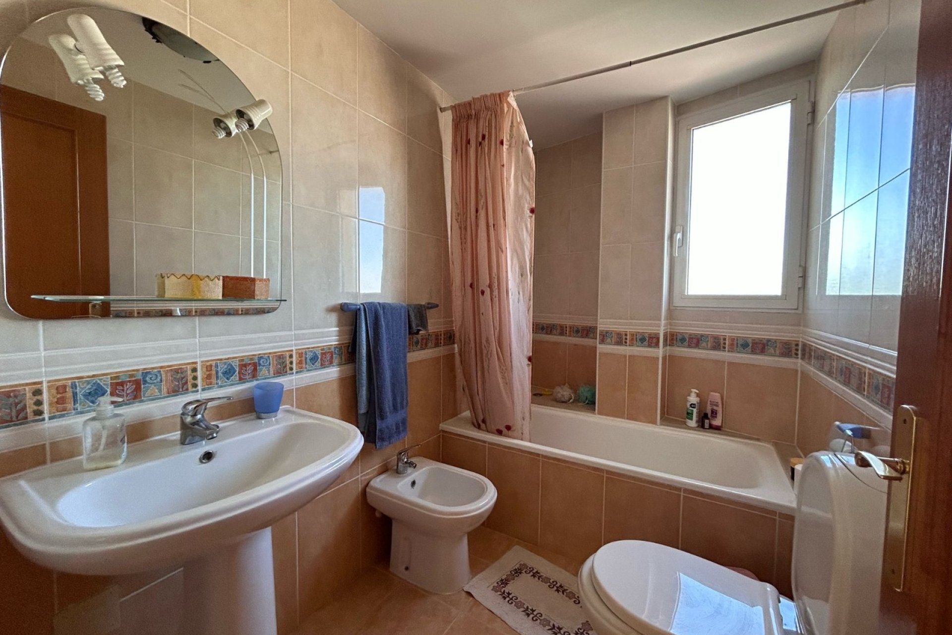 Revente - Town House -
Jacarilla - Inland