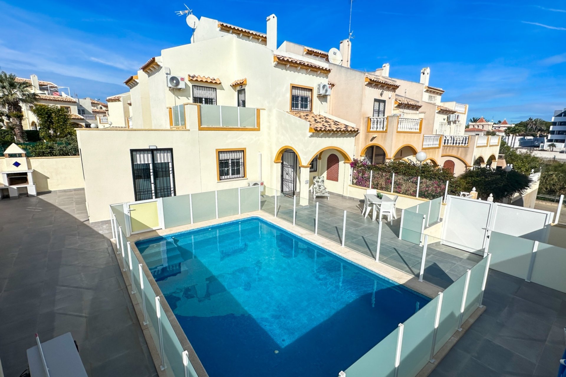 Revente - Town House -
Orihuela - Inland