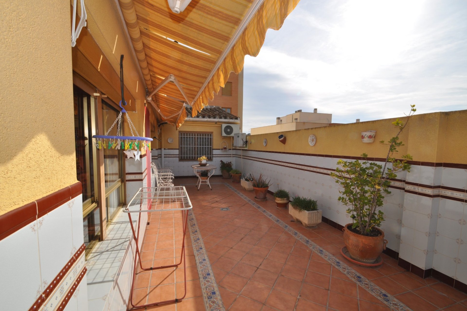 Revente - Town House -
Pinoso - Inland
