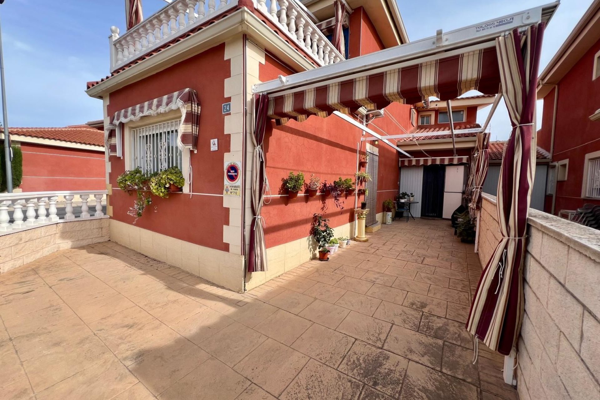 Revente - Town House -
Pinoso - Inland