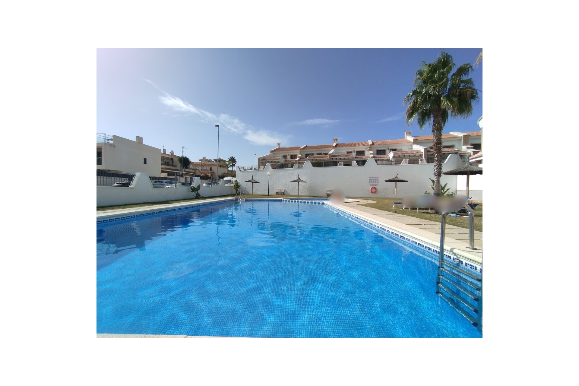 Revente - Town House -
San Miguel de Salinas - Inland