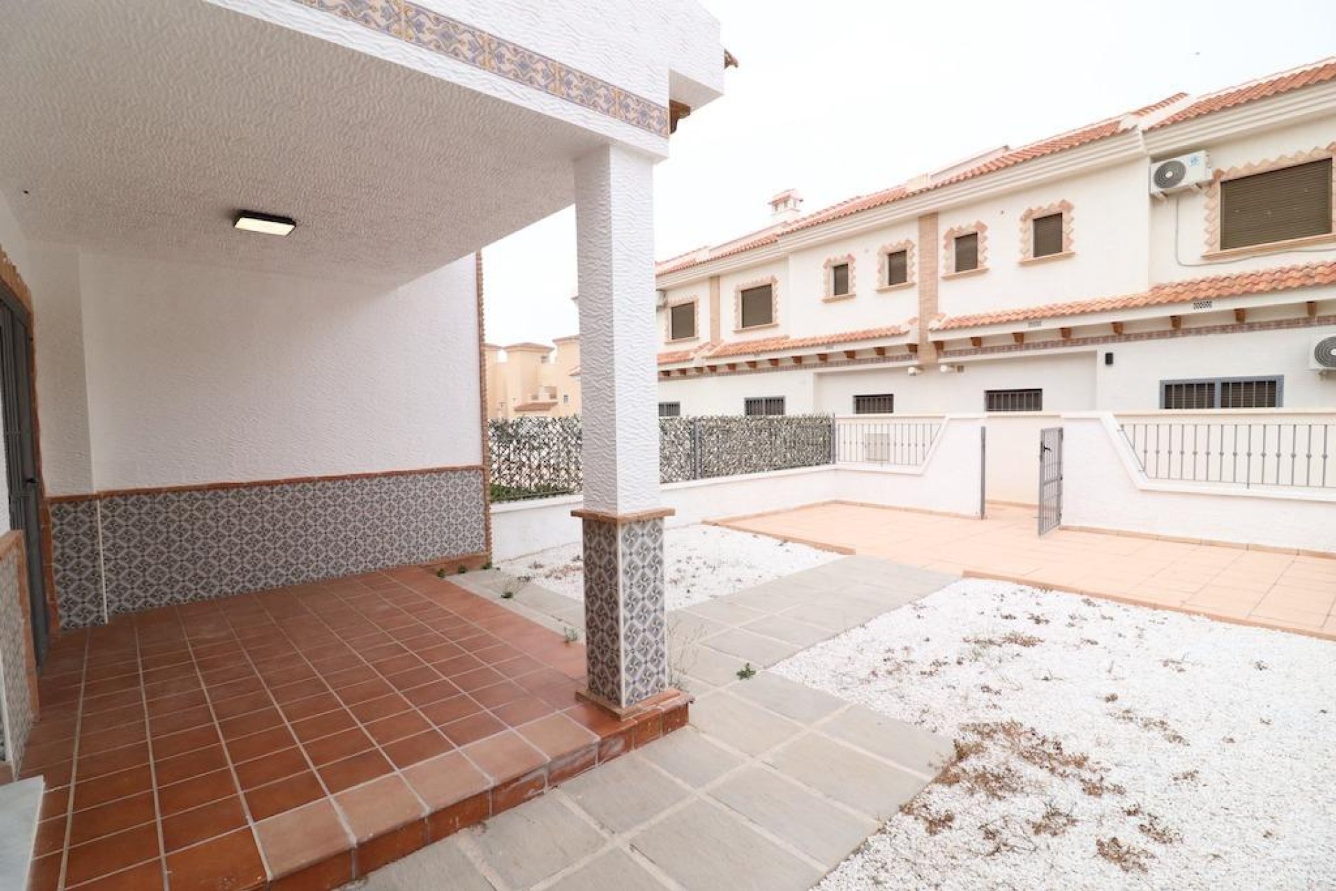 Revente - Town House -
San Miguel de Salinas - Inland