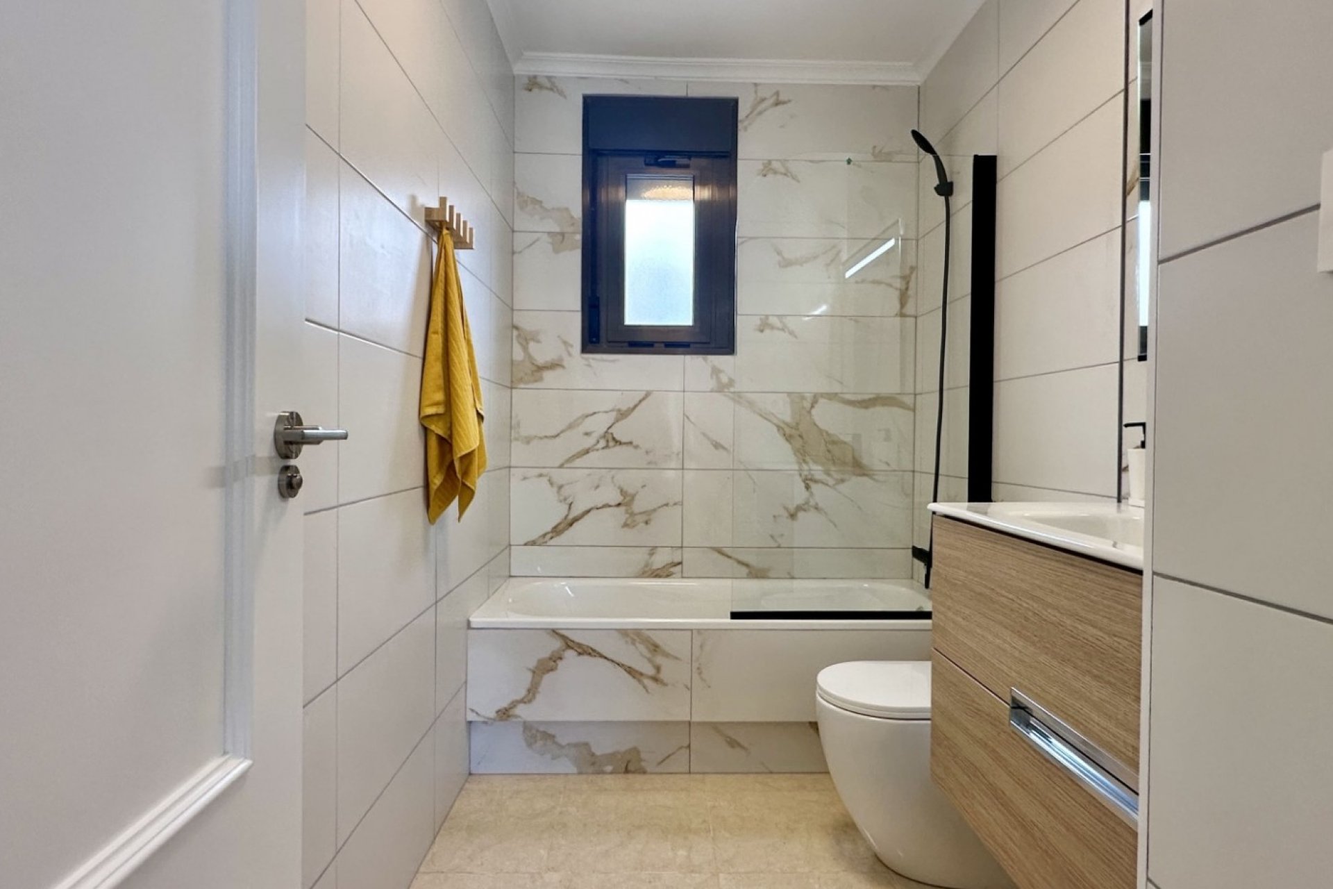 Revente - Town House -
San Miguel de Salinas - Inland