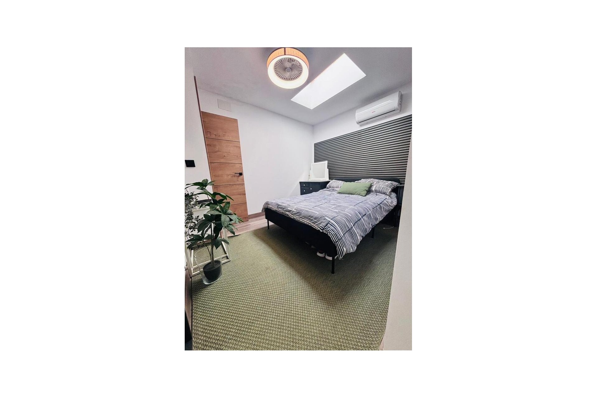 Revente - Town House -
San Miguel de Salinas - Inland