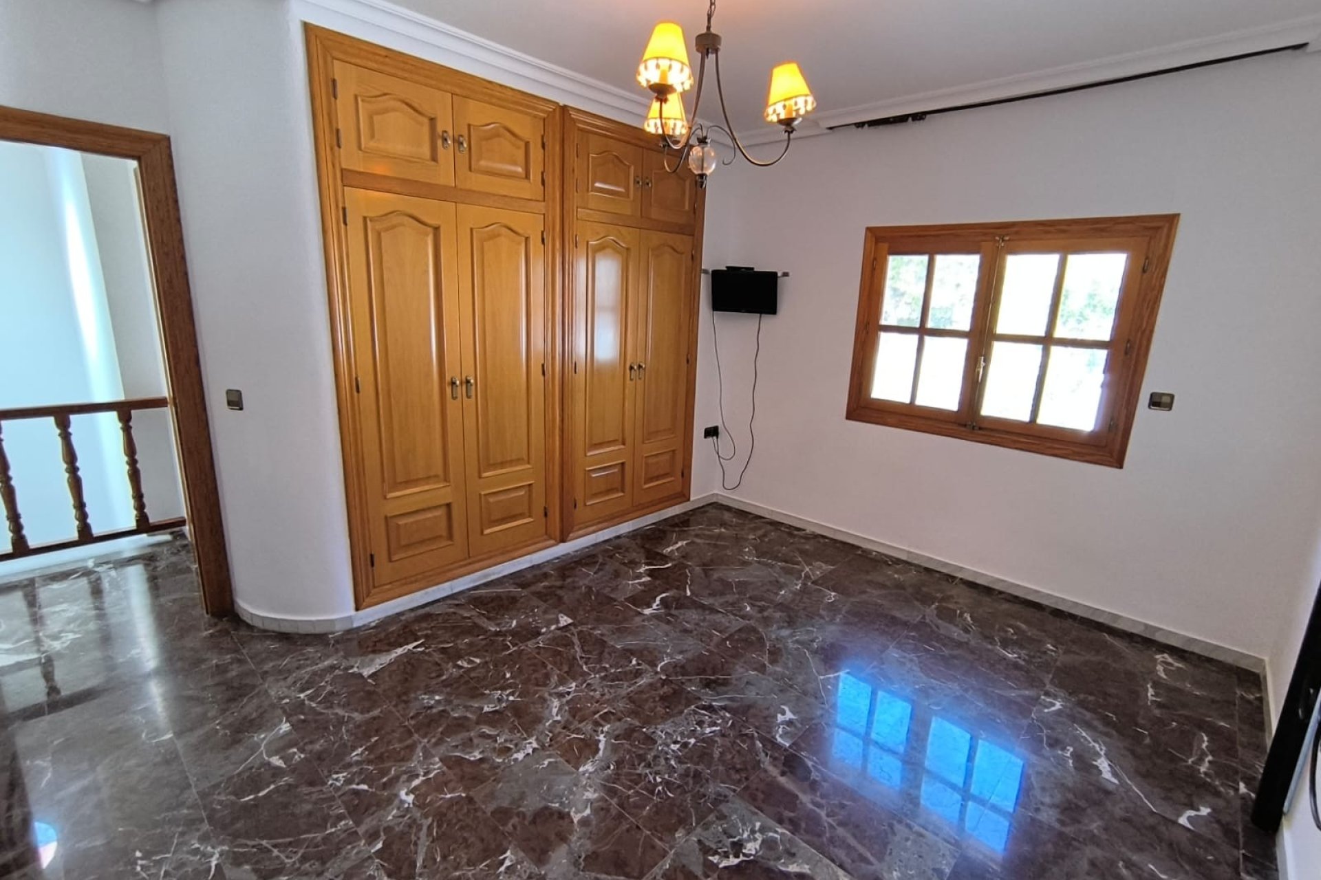 Revente - Town House -
Sax - Inland