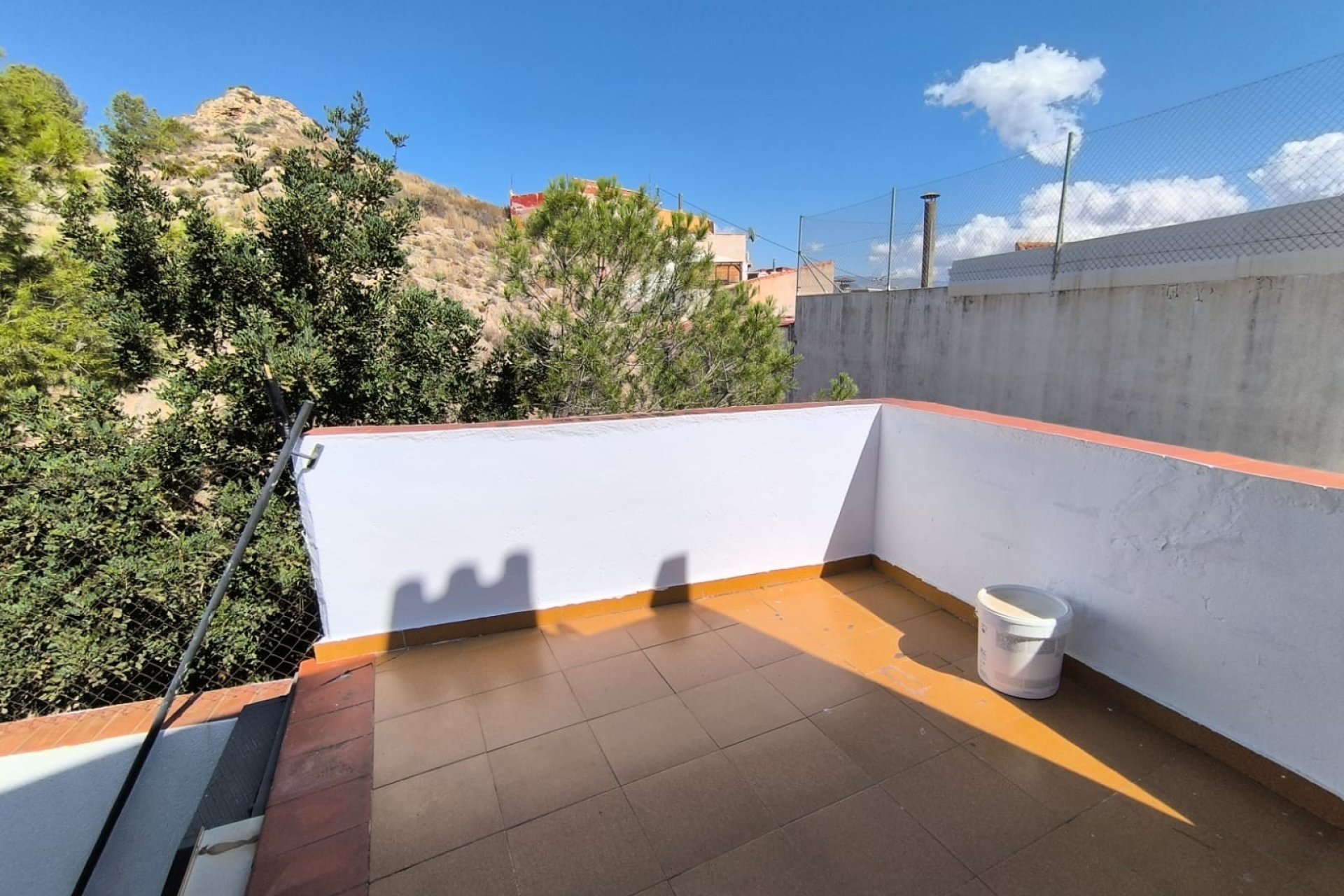 Revente - Town House -
Sax - Inland