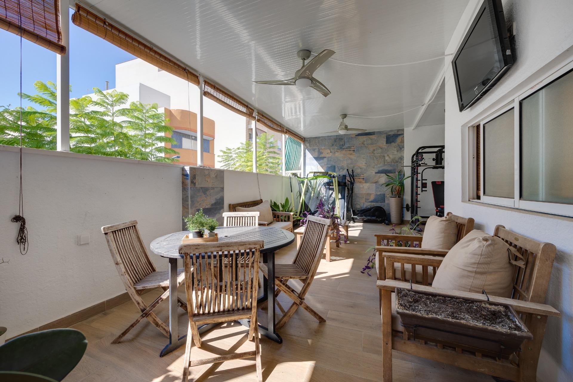 Revente - Town House -
Torrevieja - Centro