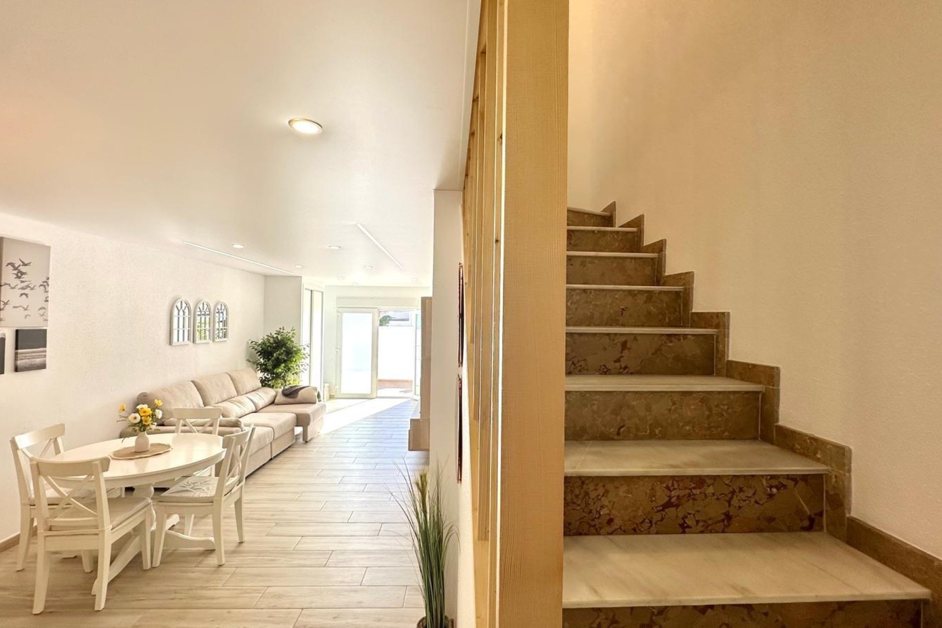 Revente - Town House -
Torrevieja - Estacion De Autobuses