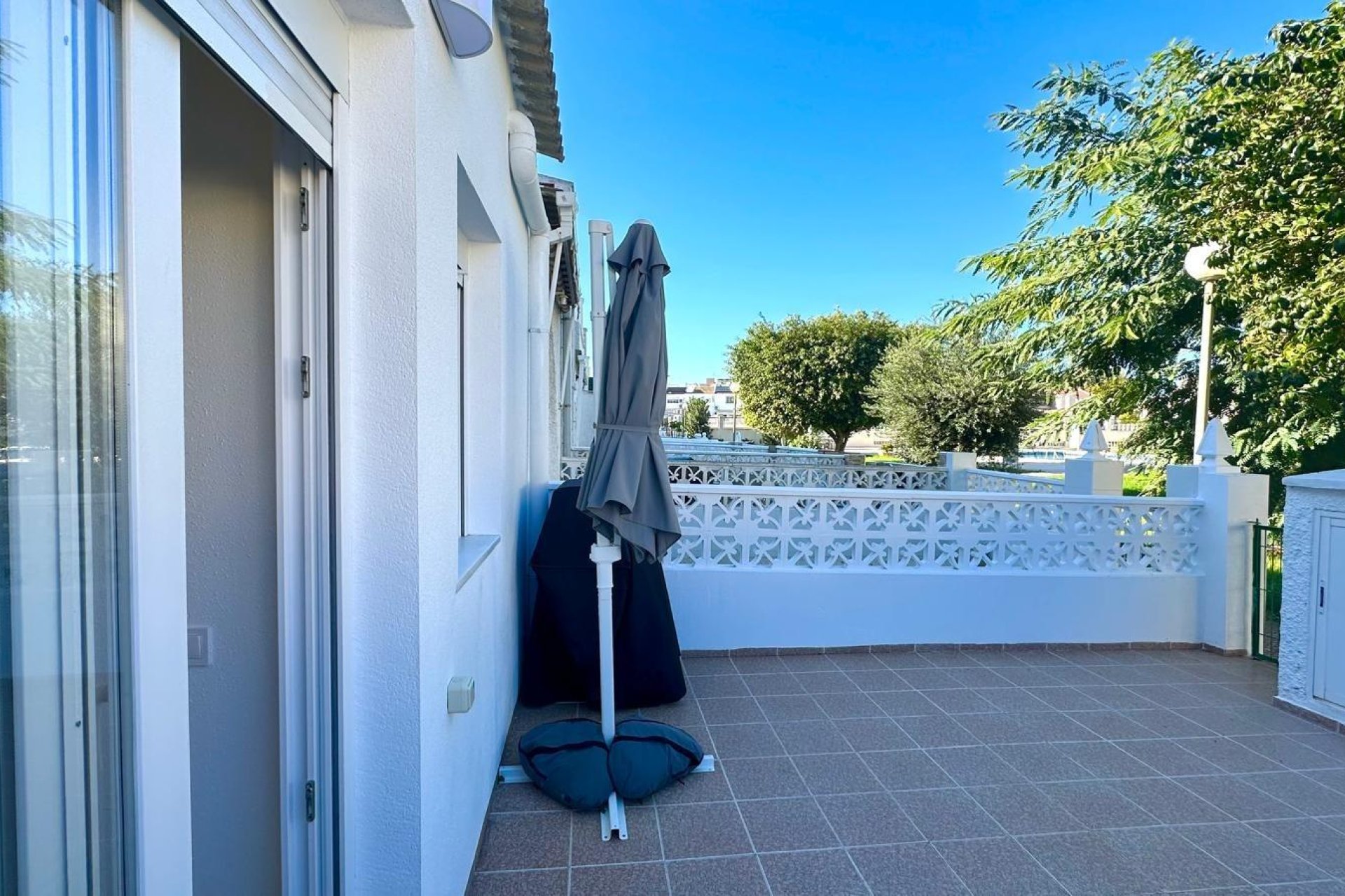 Revente - Town House -
Torrevieja - Estacion De Autobuses