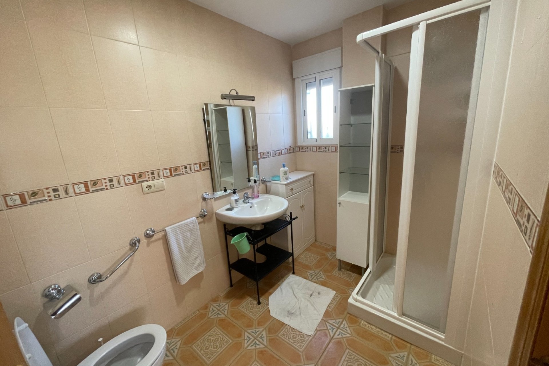 Revente - Villa -
Albatera - Inland