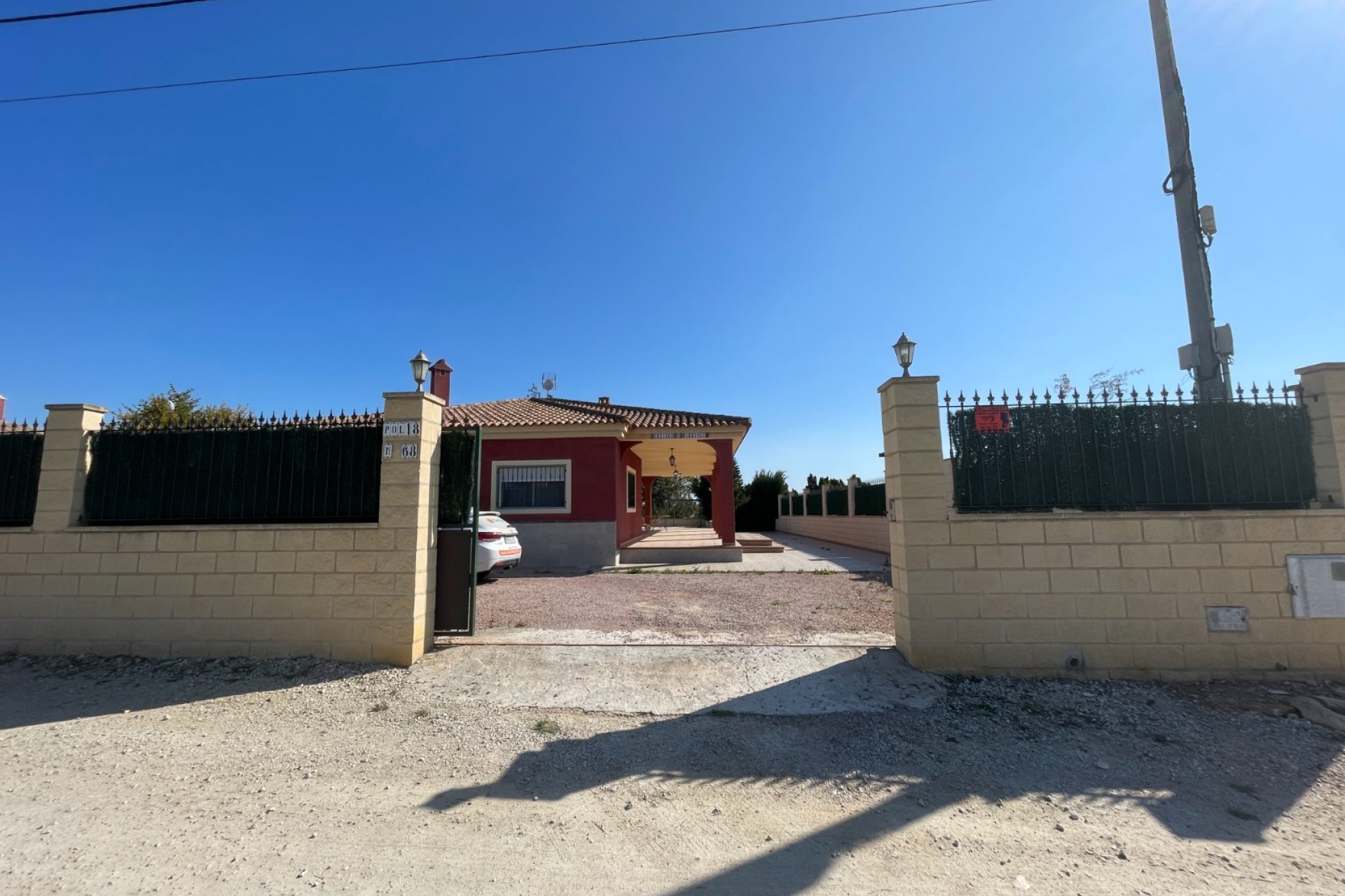 Revente - Villa -
Albatera - Inland