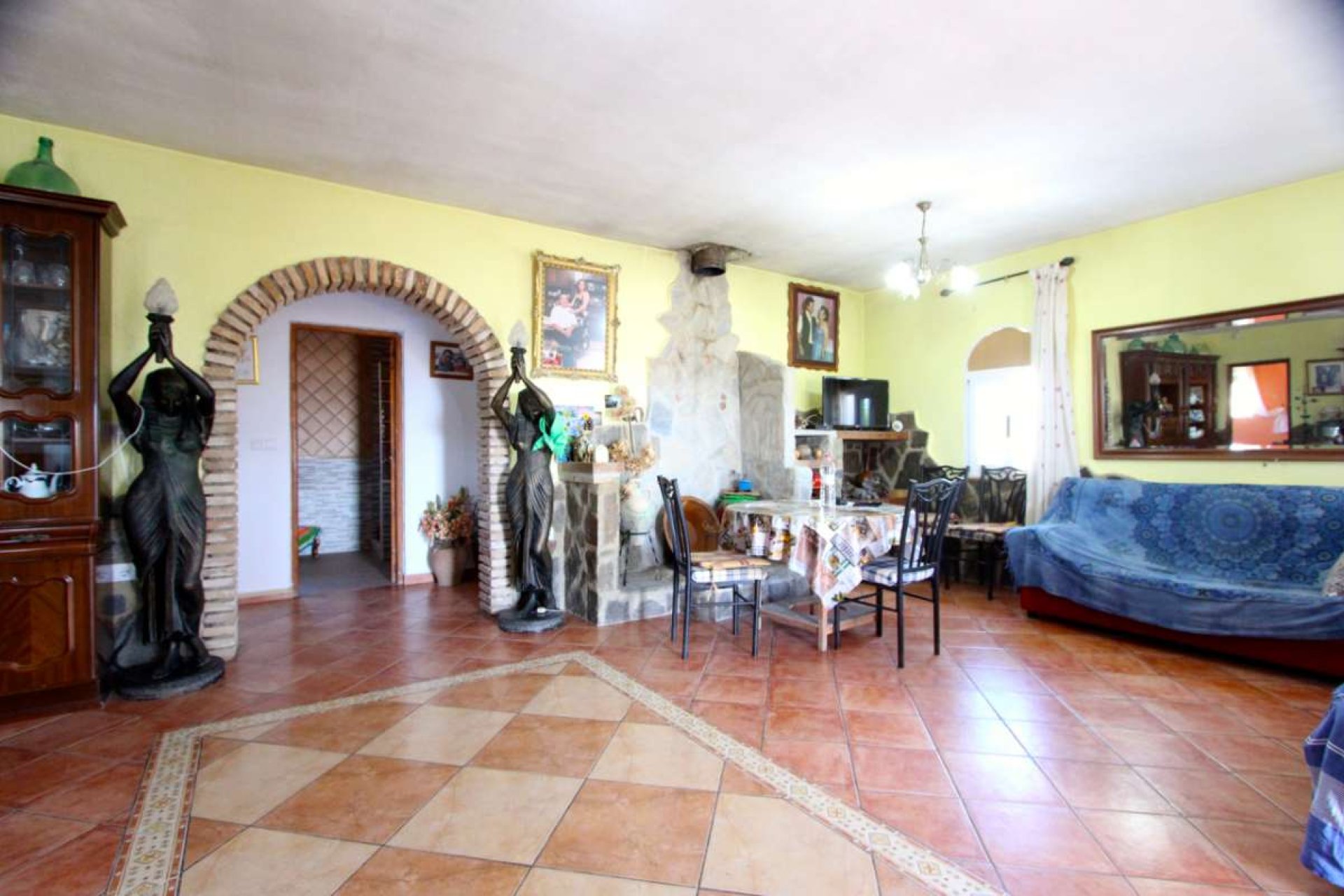 Revente - Villa -
Albudeite - Inland