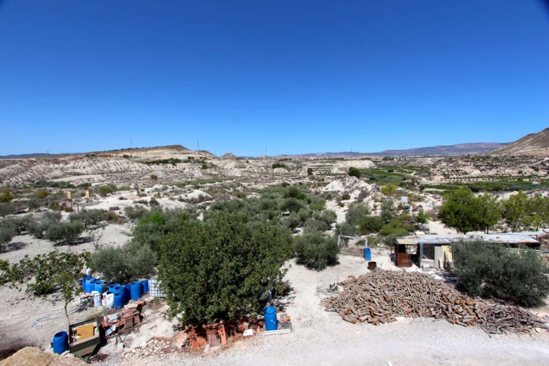 Revente - Villa -
Albudeite - Inland