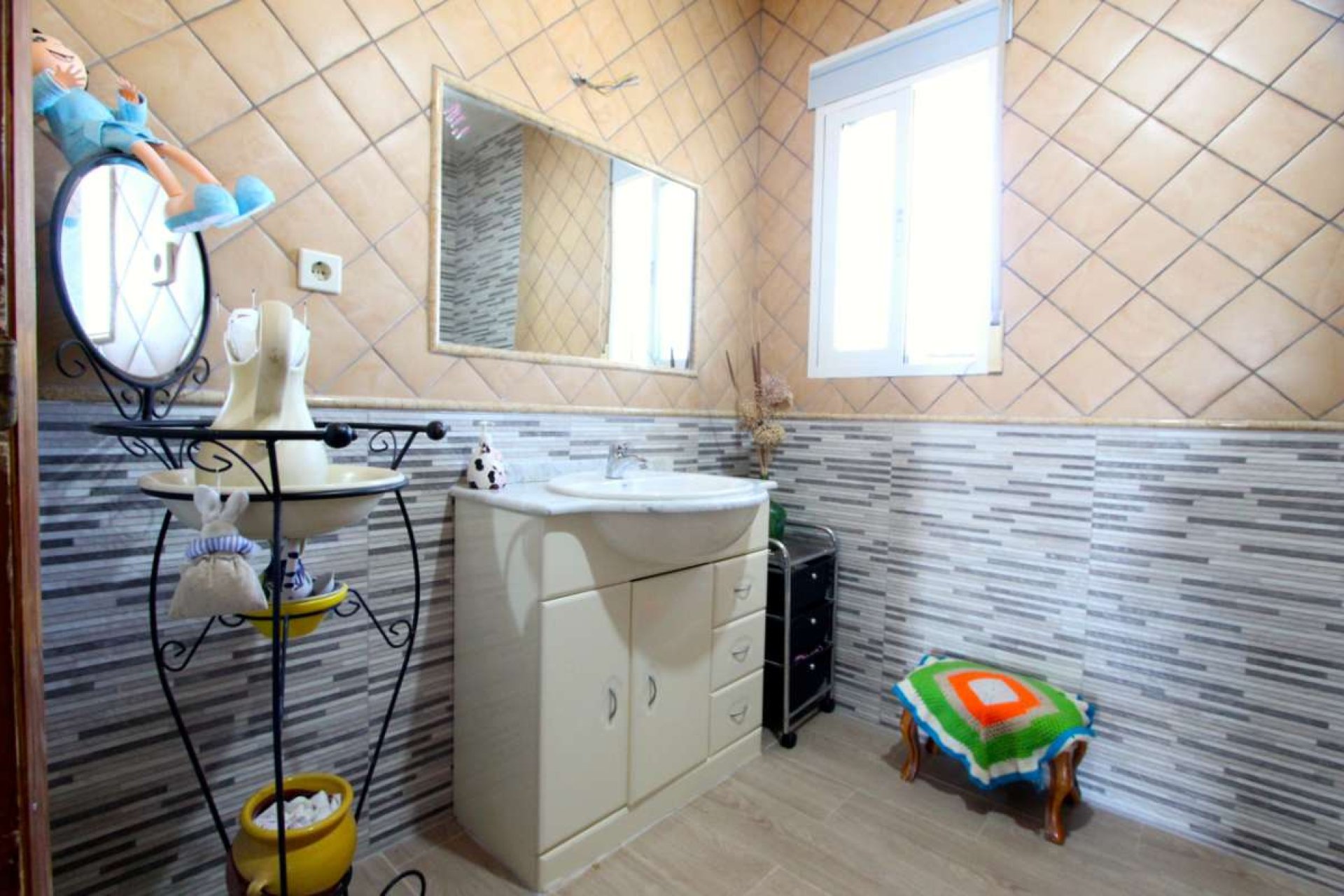 Revente - Villa -
Albudeite - Inland