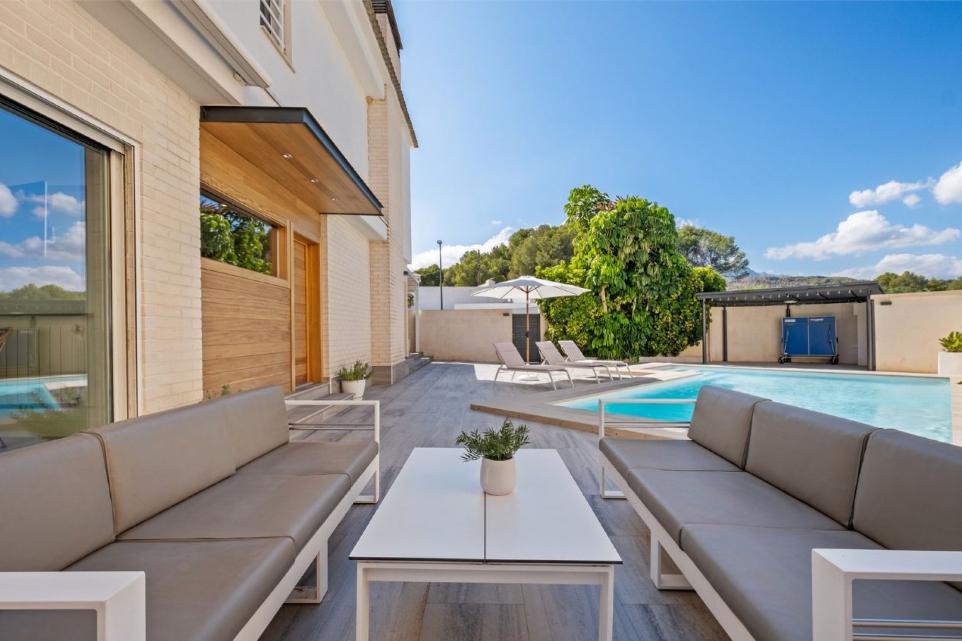 Revente - Villa -
Alfas del Pí - Costa Blanca