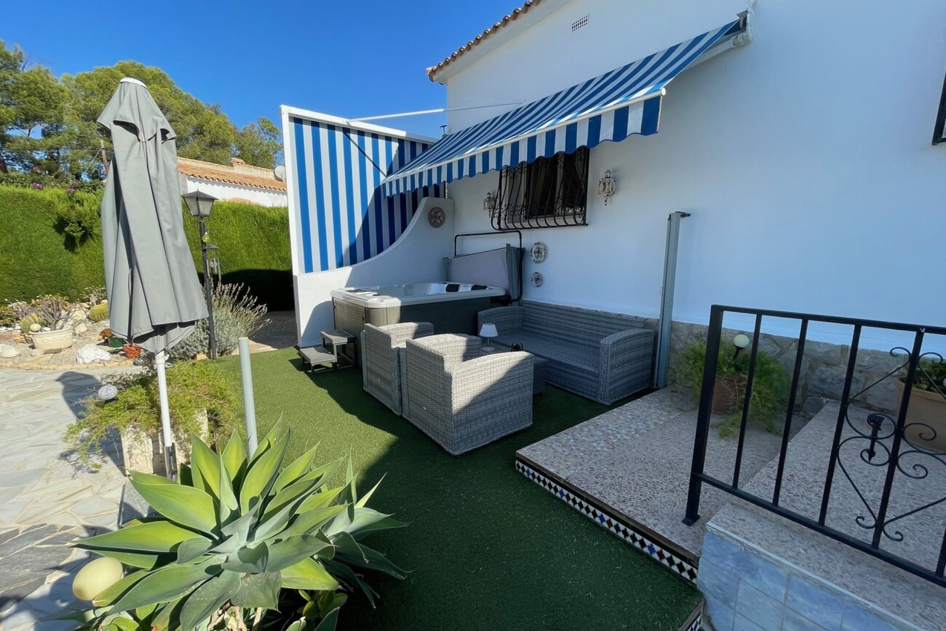 Revente - Villa -
Alfas del Pí - Costa Blanca
