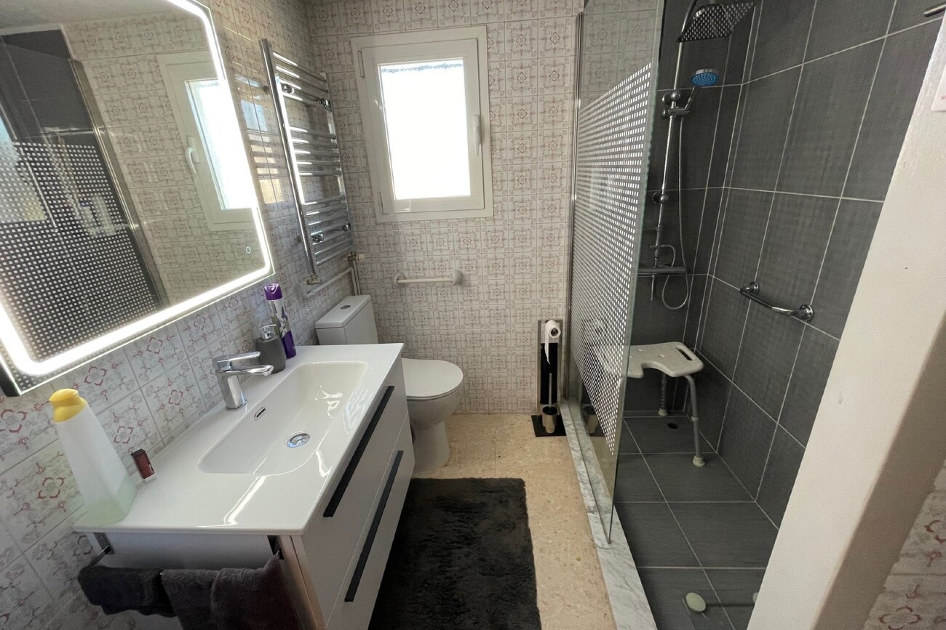 Revente - Villa -
Alfas del Pí - Costa Blanca