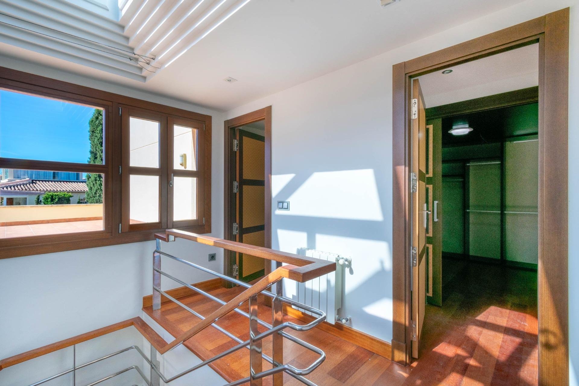 Revente - Villa -
Alfas del Pí - Costa Blanca