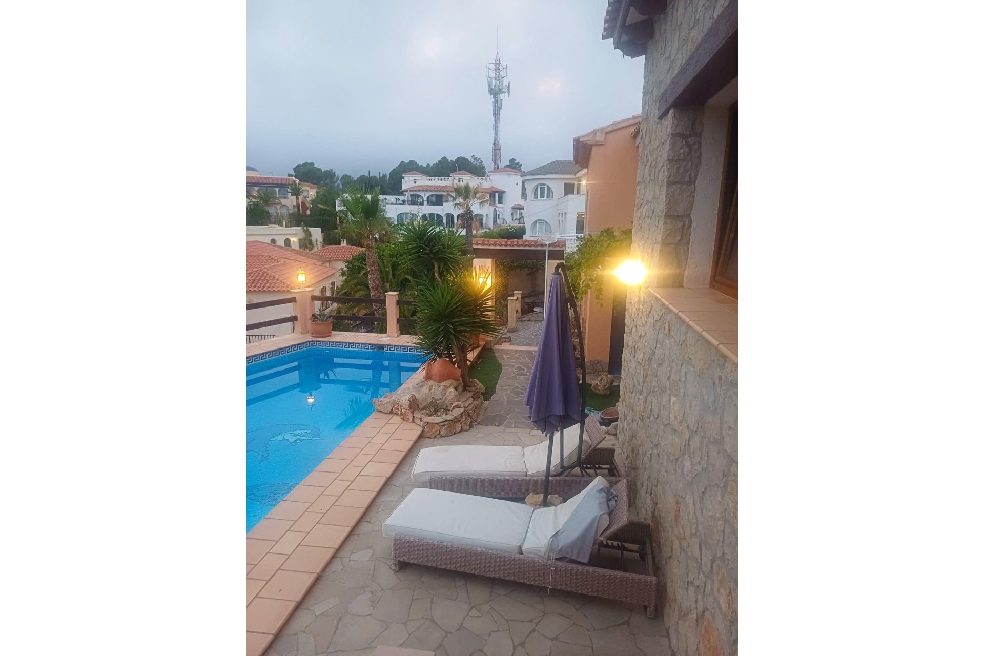 Revente - Villa -
Alfas del Pí - Costa Blanca