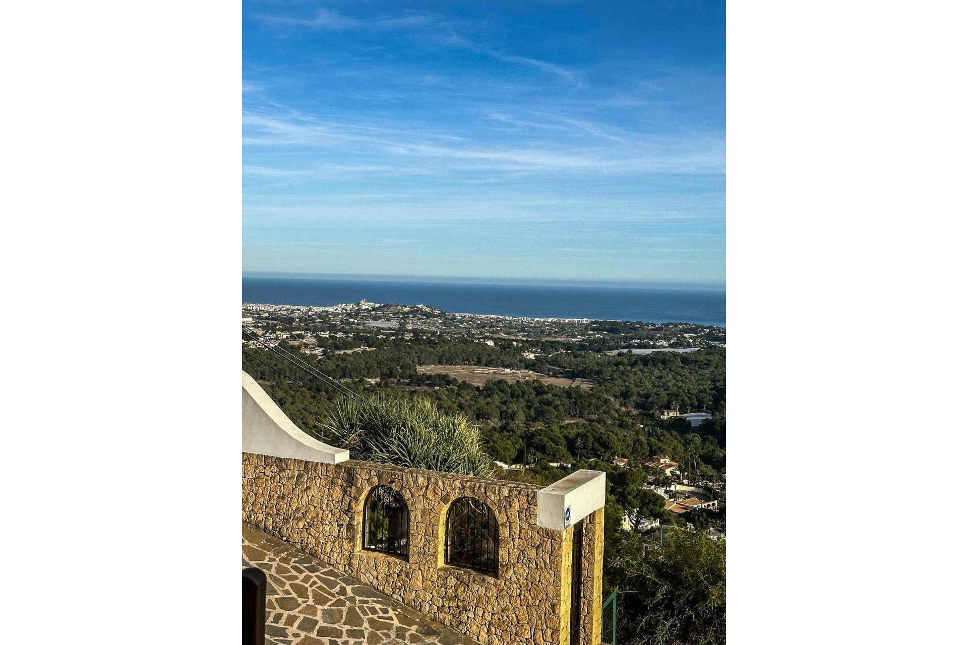 Revente - Villa -
Alfas del Pí - Costa Blanca