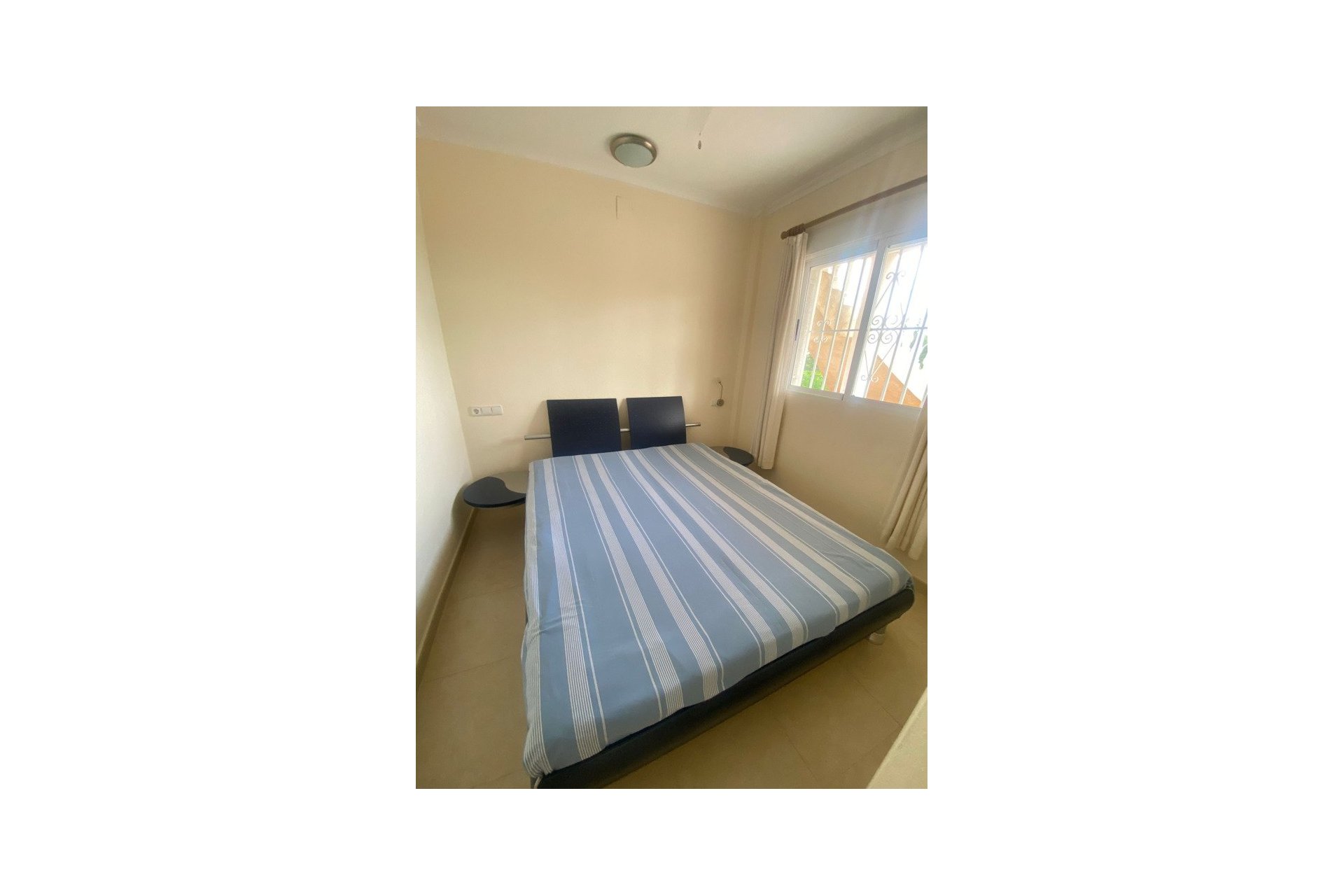 Revente - Villa -
Almoradí - Inland