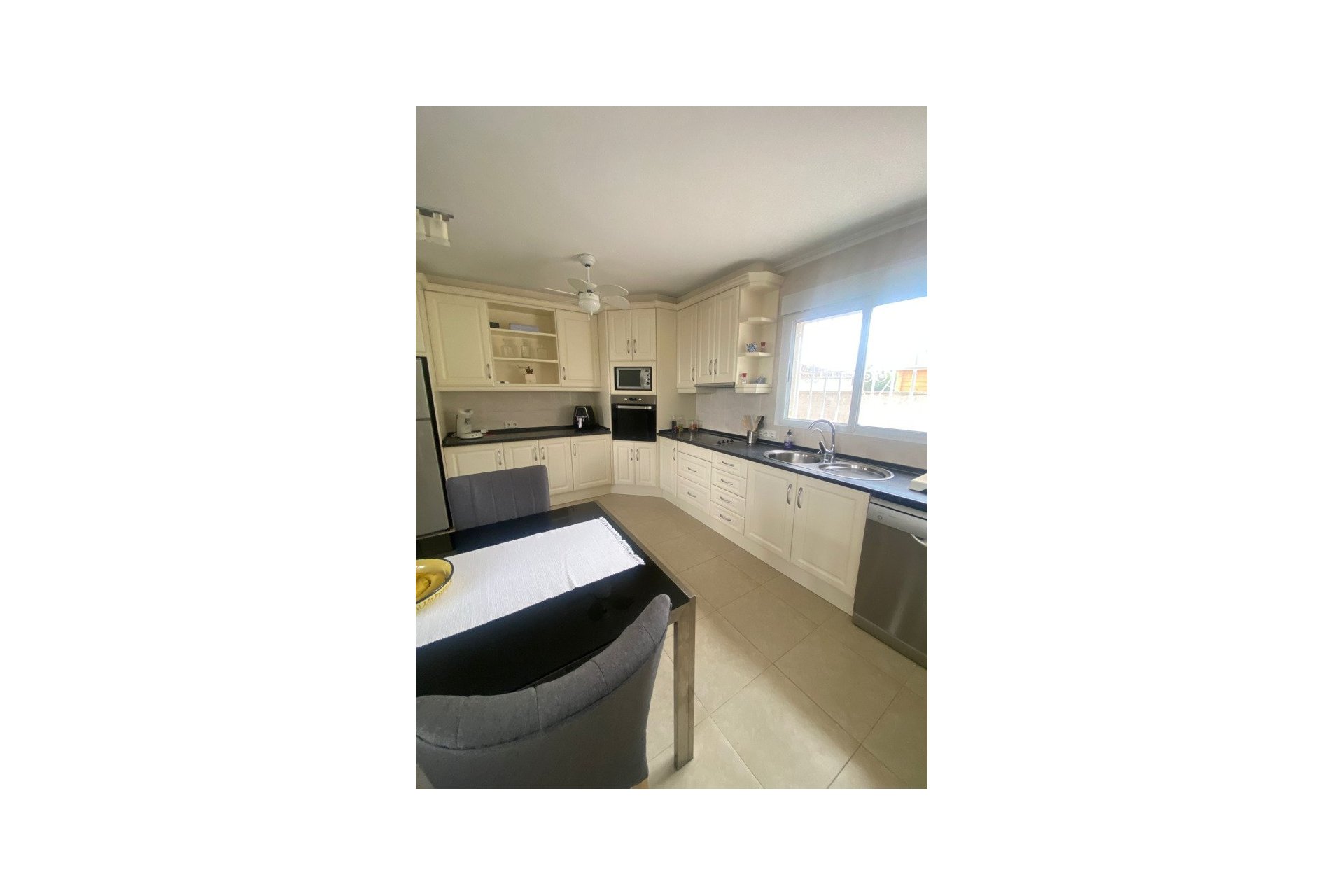 Revente - Villa -
Almoradí - Inland