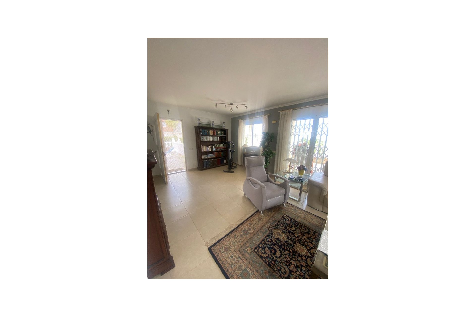 Revente - Villa -
Almoradí - Inland