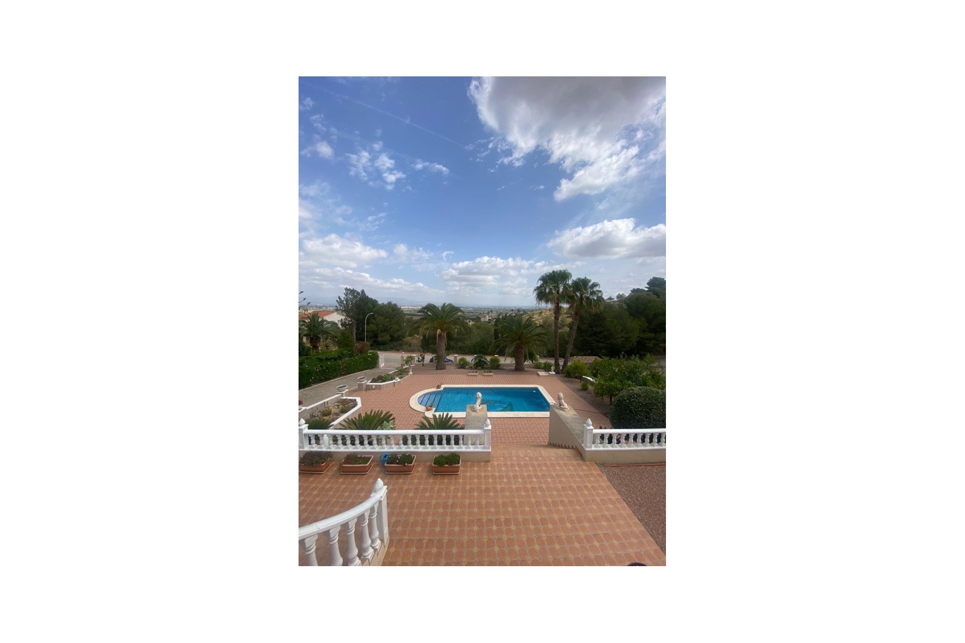 Revente - Villa -
Almoradí - Inland