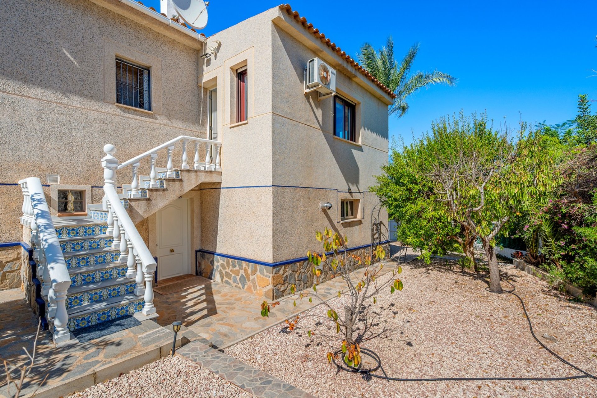 Revente - Villa -
Almoradí - Inland