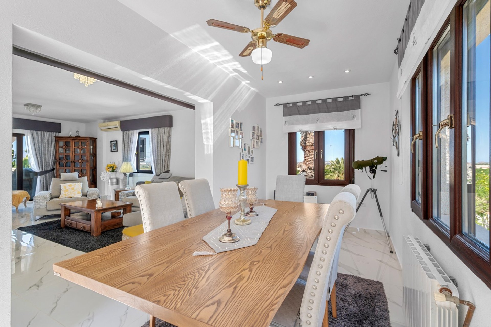 Revente - Villa -
Almoradí - Inland