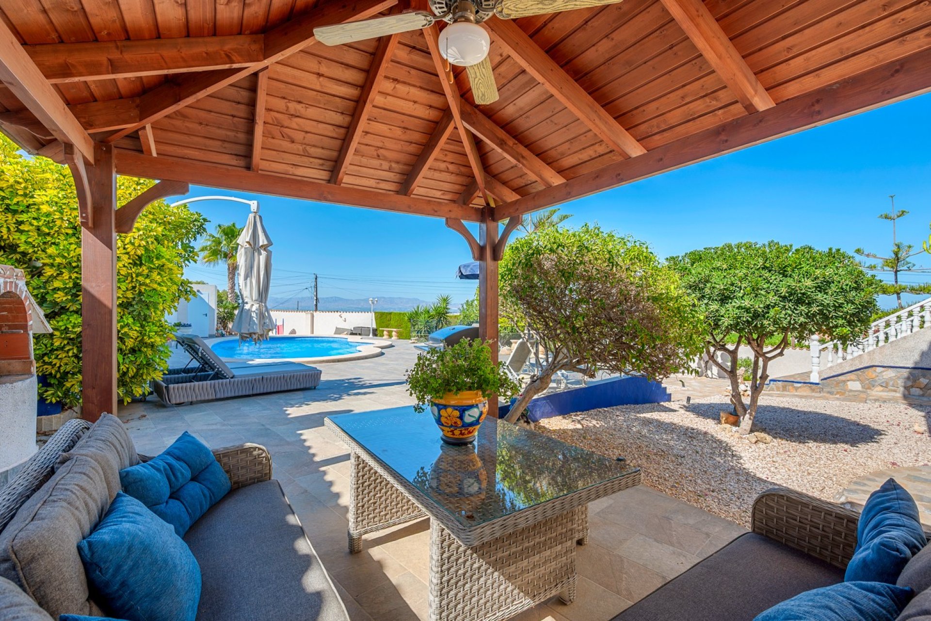 Revente - Villa -
Almoradí - Inland