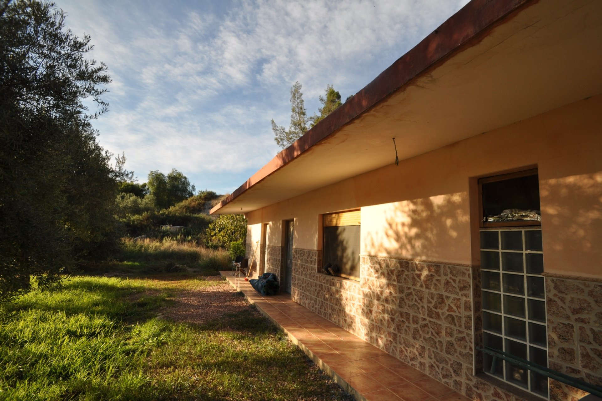 Revente - Villa -
Aspe - Inland