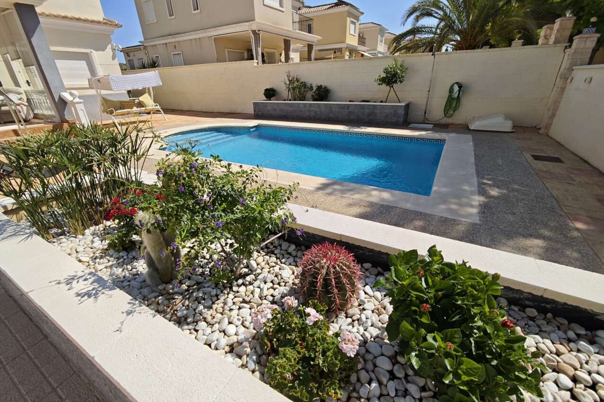 Revente - Villa -
Aspe - Inland