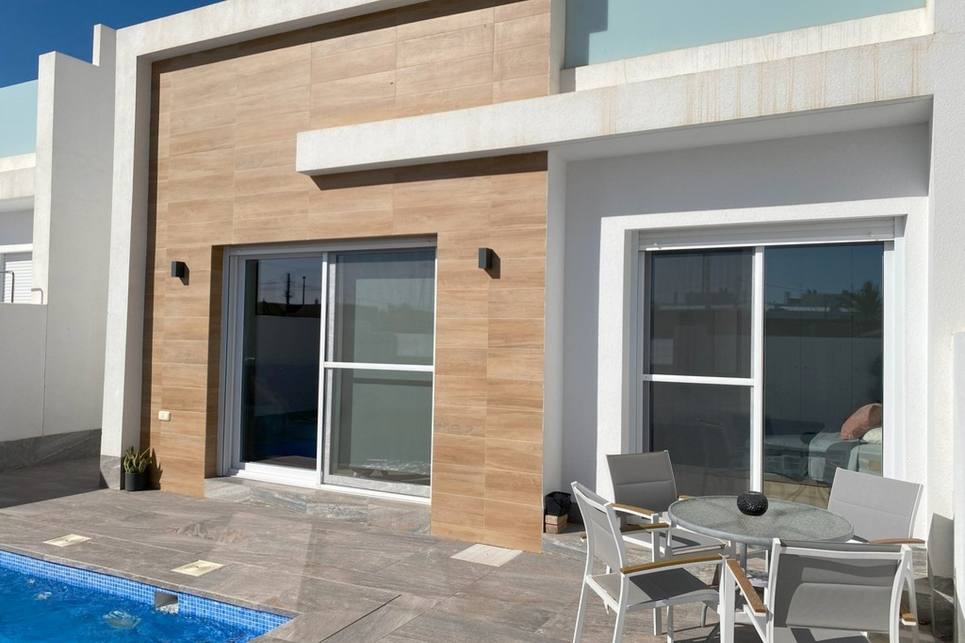 Revente - Villa -
Avileses - Inland