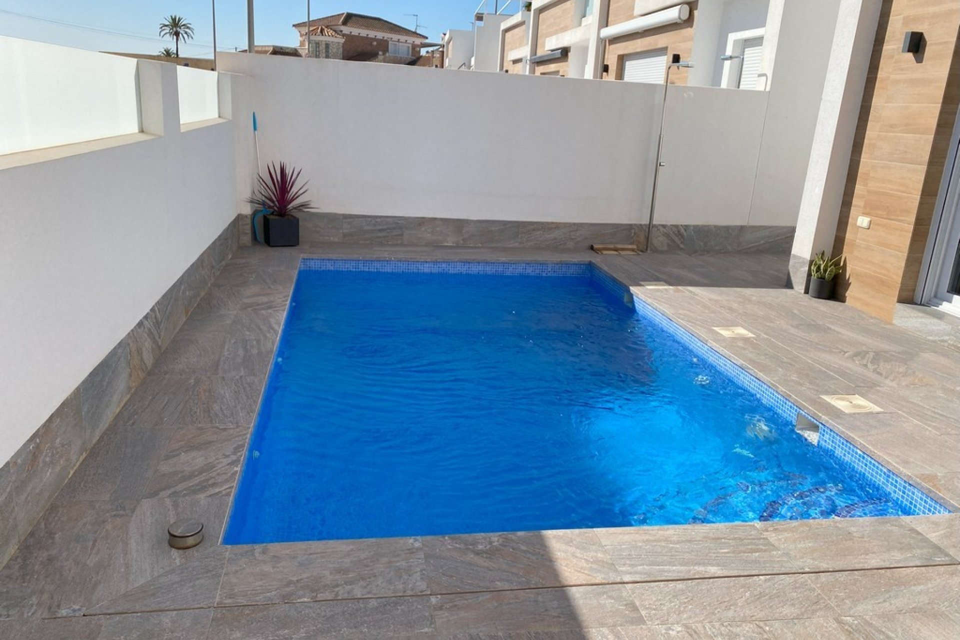 Revente - Villa -
Avileses - Inland