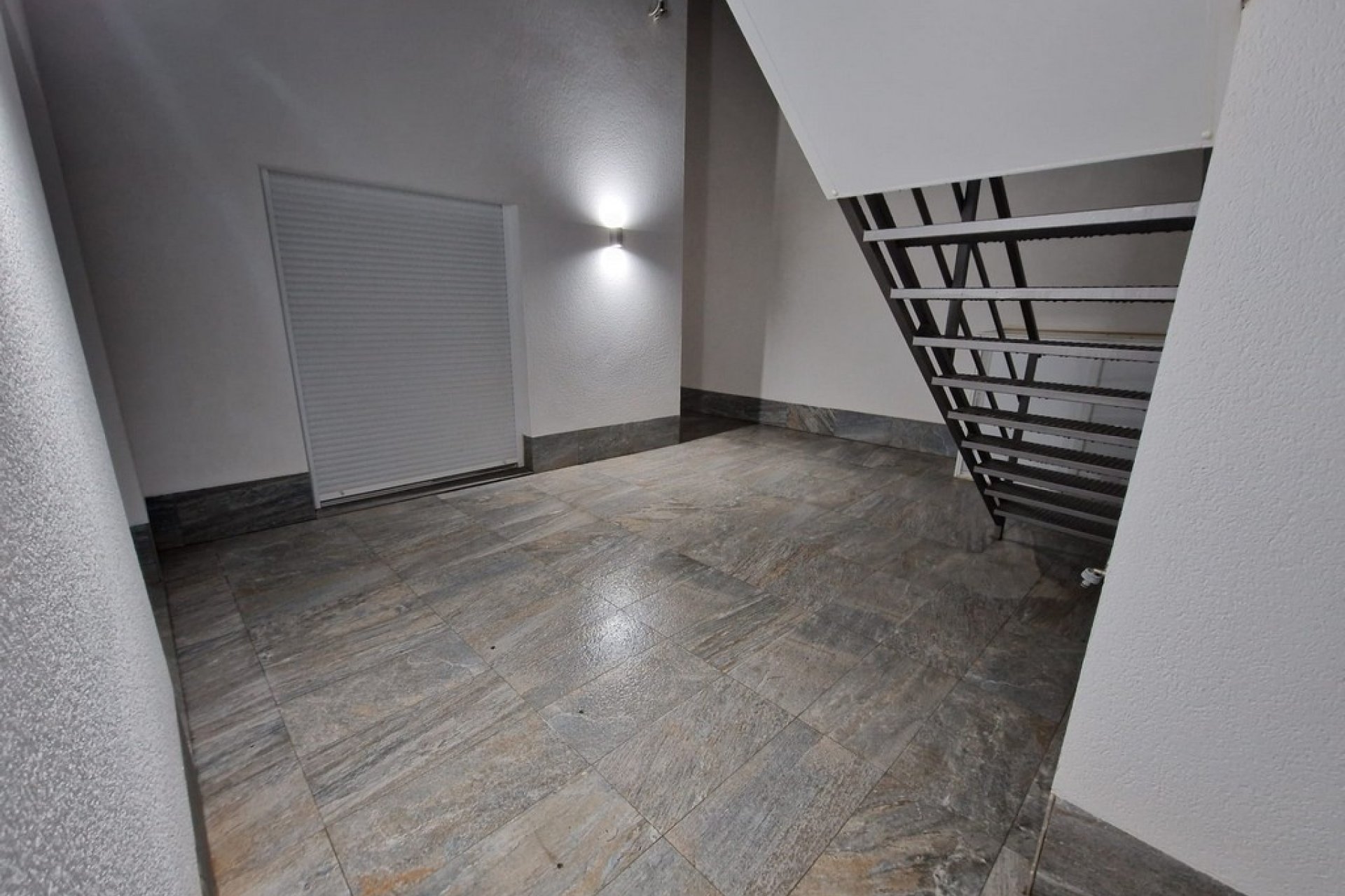 Revente - Villa -
Avileses - Inland
