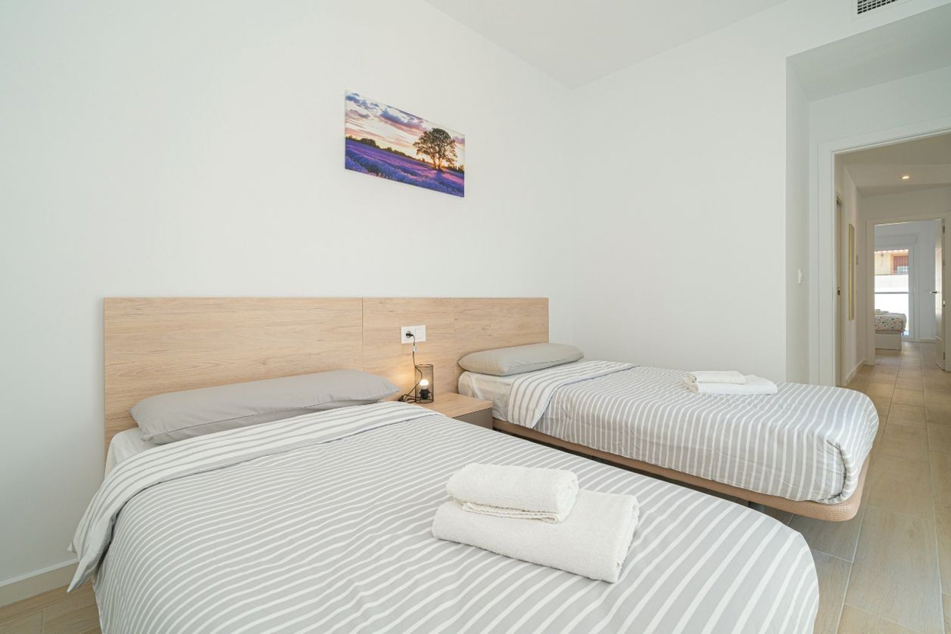 Revente - Villa -
Avileses - Inland