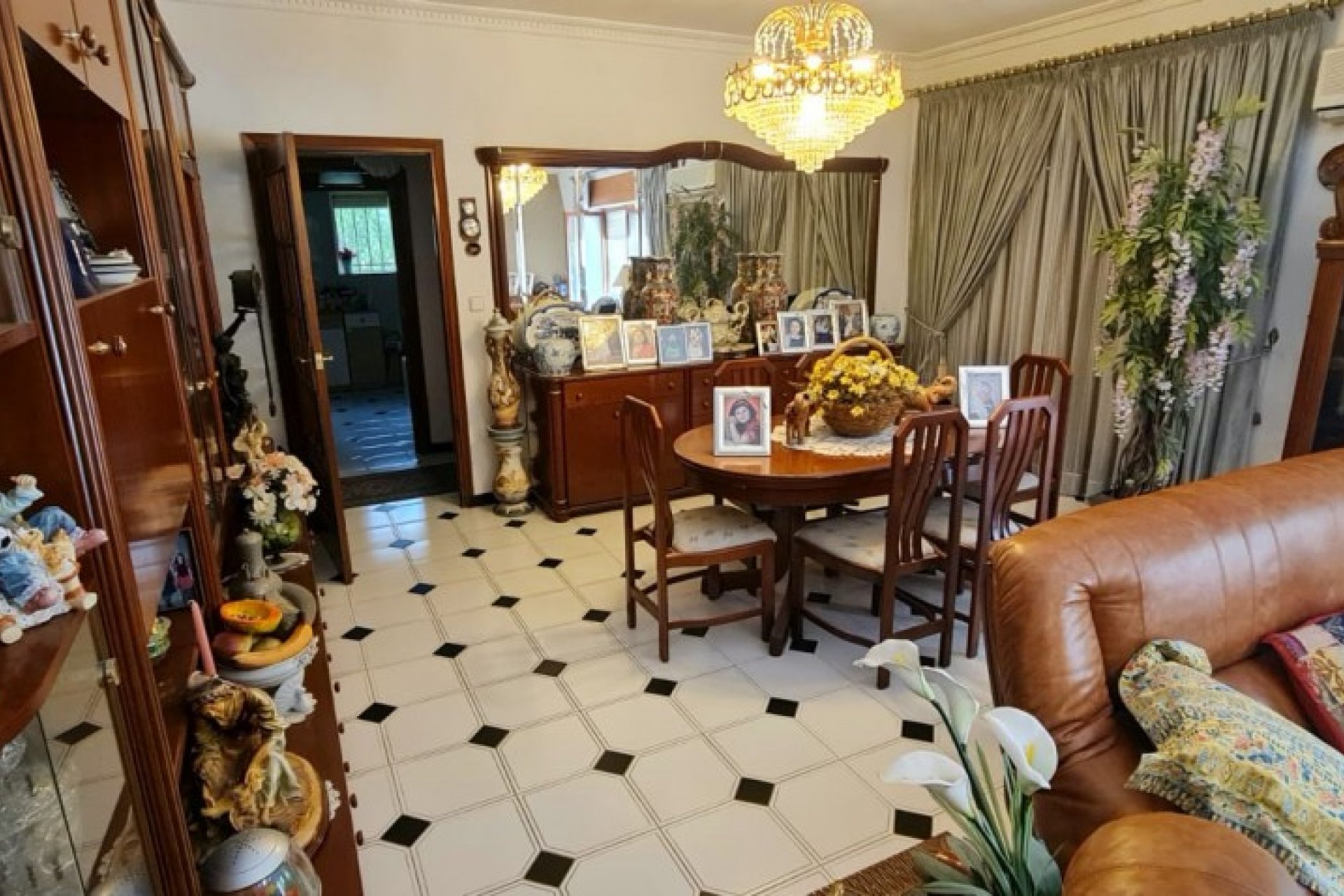 Revente - Villa -
Benidorm - Costa Blanca