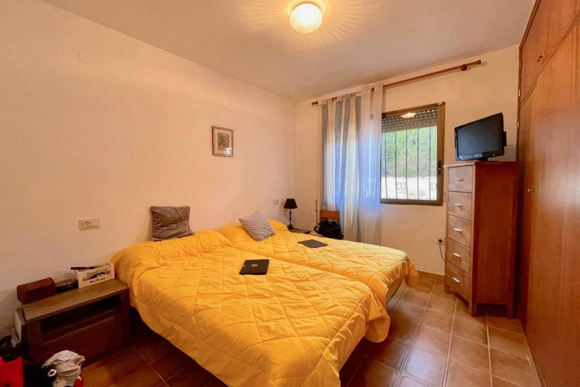 Revente - Villa -
Benidorm - Urbanizaciones