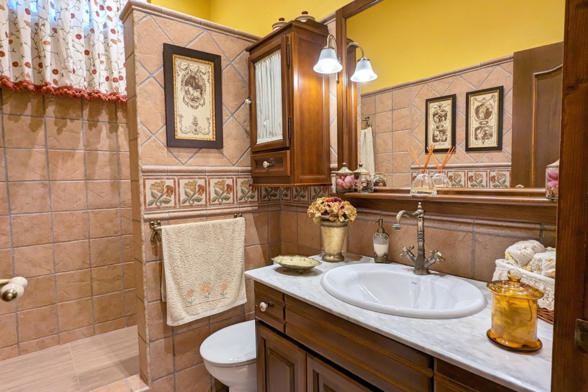 Revente - Villa -
Bigastro - Inland