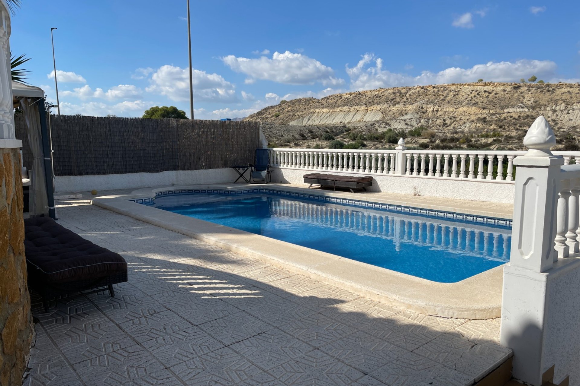 Revente - Villa -
Bigastro - Inland