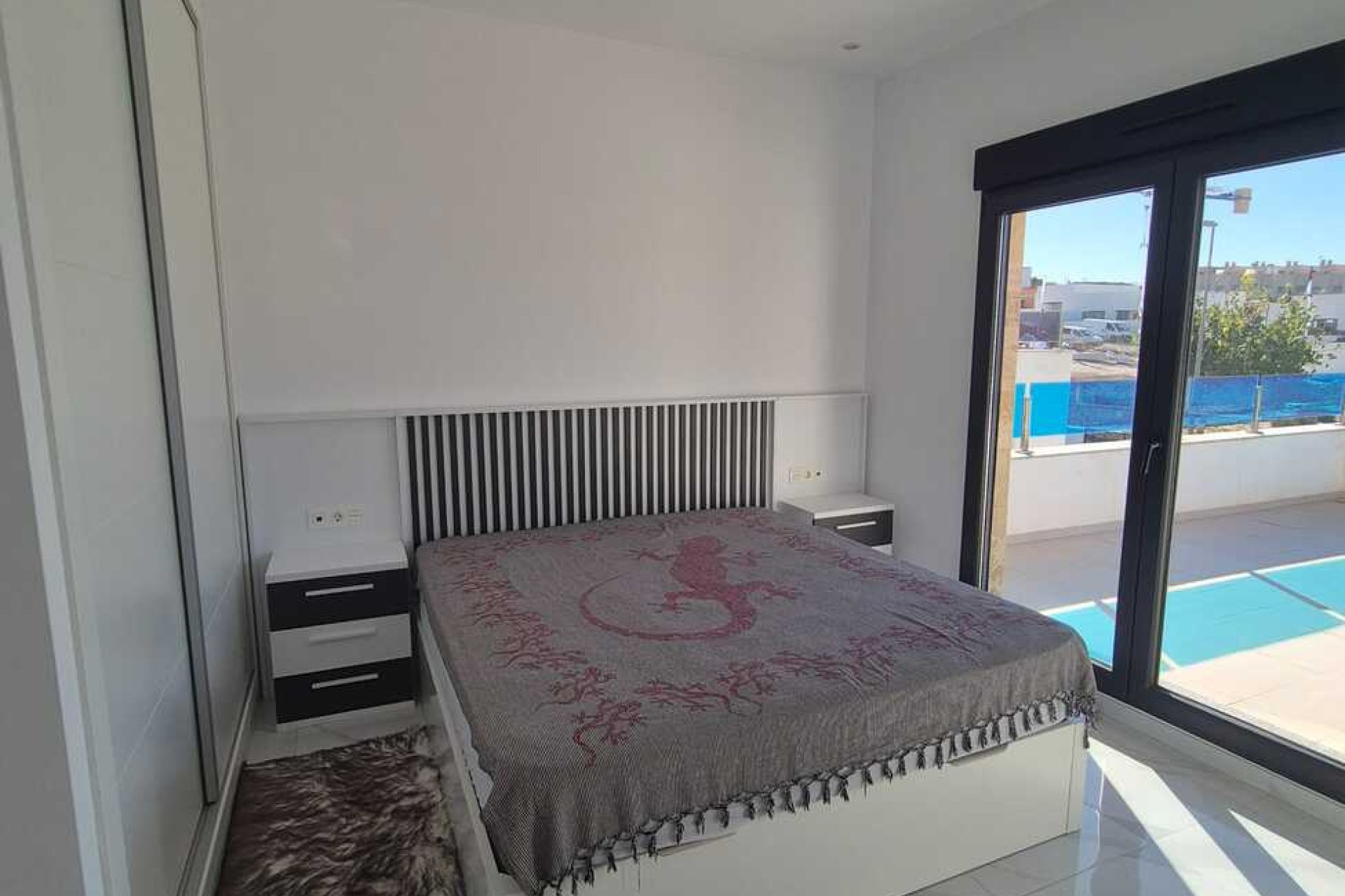 Revente - Villa -
Bigastro - Inland